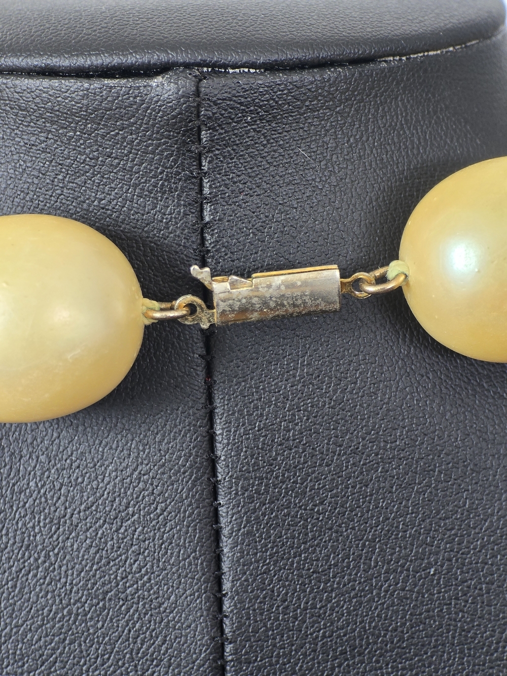 Golden Pearl Strand Necklace - Elegant Classic Jewelry - Picture 4 of 6